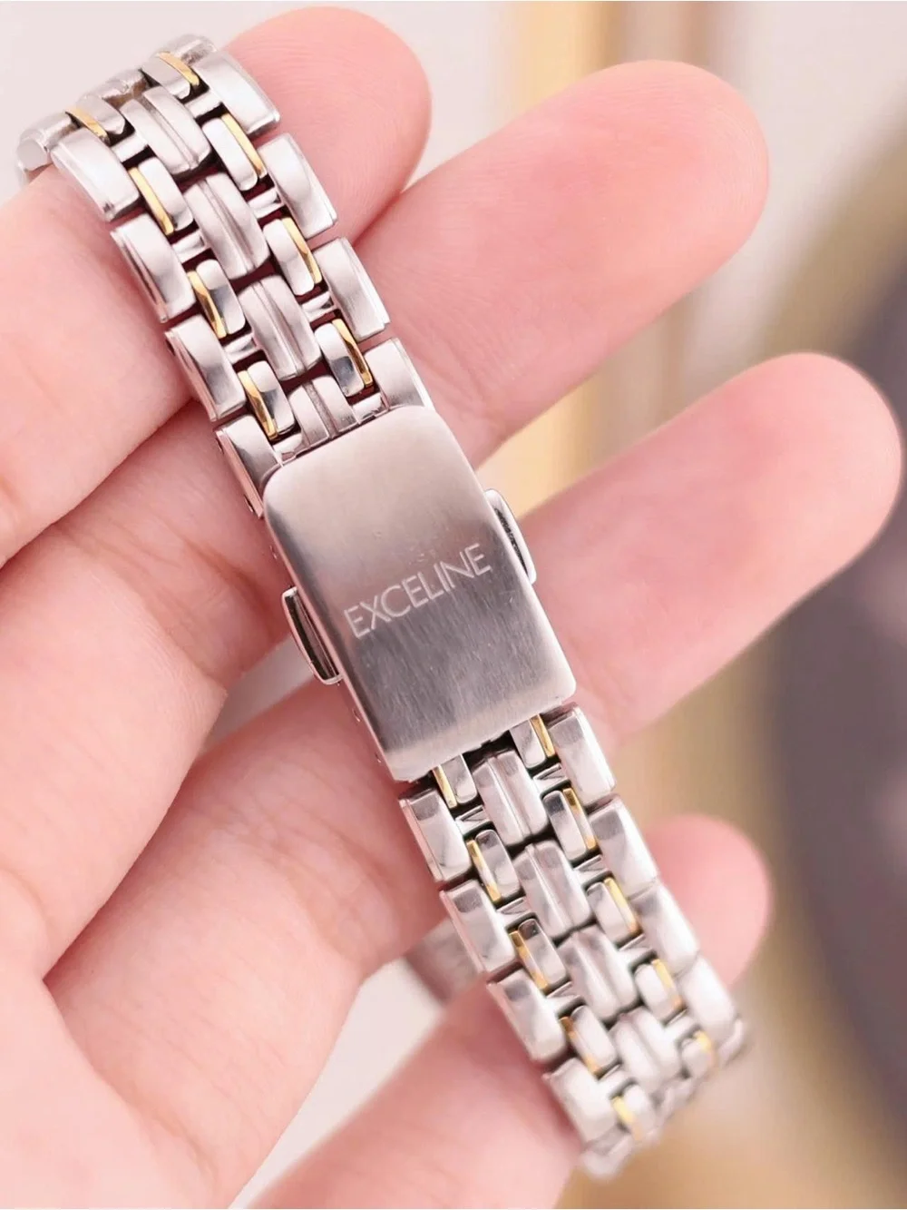 Y2K 2005 Seiko Exceline V110-0AA0 Women’s Watch